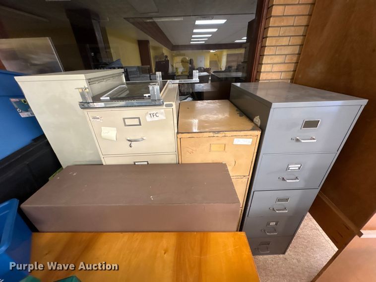 image for item EU0707 Office furniture