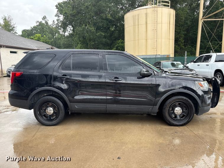 image for item EU0738 2017 Ford Explorer Police Interceptor SUV