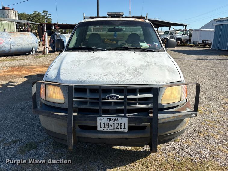 image for item EU0826 1997 Ford F150 pickup truck