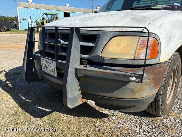 image for item EU0826 1997 Ford F150 pickup truck