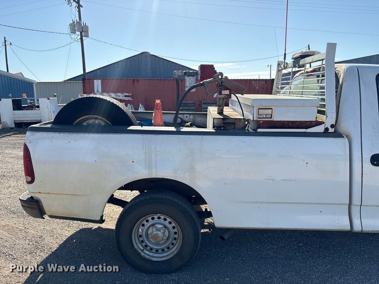 image for item EU0826 1997 Ford F150 pickup truck