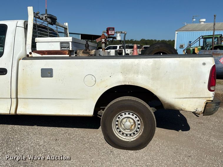 image for item EU0826 1997 Ford F150 pickup truck