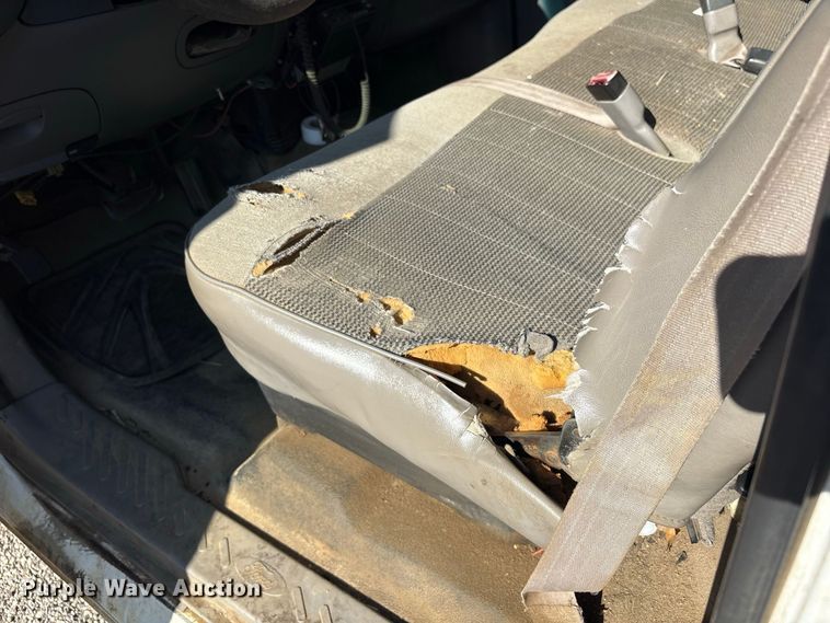 image for item EU0826 1997 Ford F150 pickup truck