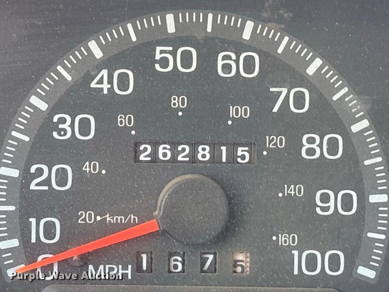 image for item EU0826 1997 Ford F150 pickup truck