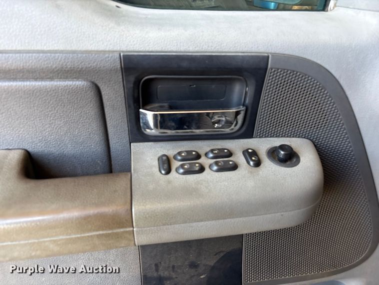 image for item EU0828 2007 Ford F-150 Ext. Cab pickup truck