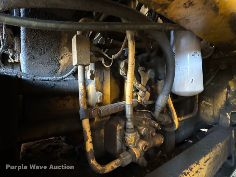 image for item EU0829 1994 John Deere 770BH motor grader