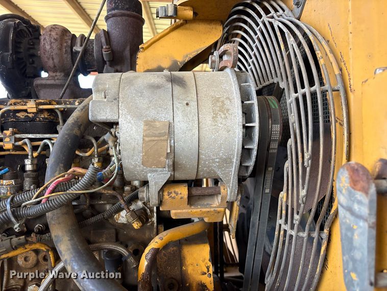 image for item EU0829 1994 John Deere 770BH motor grader