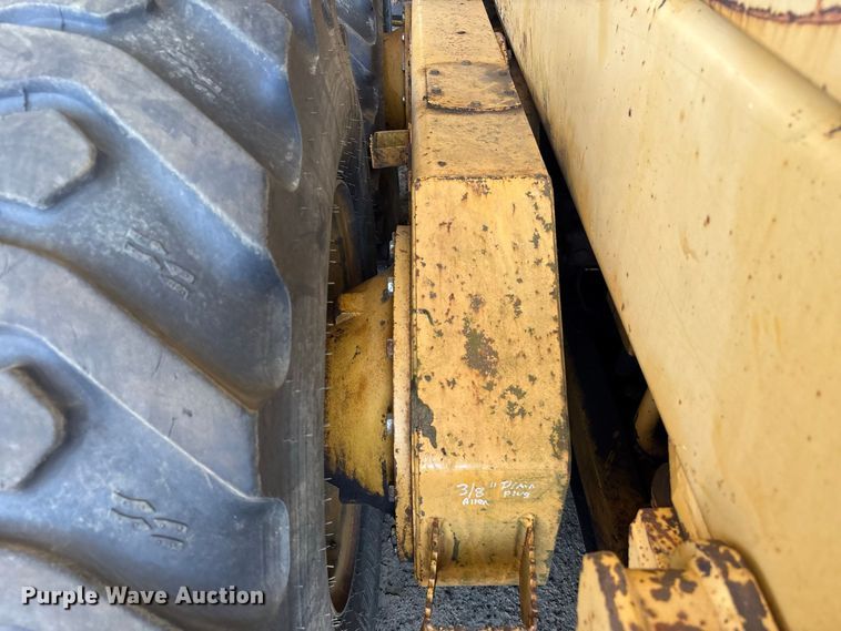 image for item EU0829 1994 John Deere 770BH motor grader