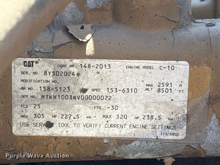 image for item EU0830 1998 International 2574 dump truck