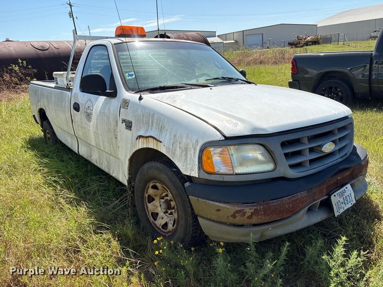 image for item EU0831 2002 Ford F150 pickup truck
