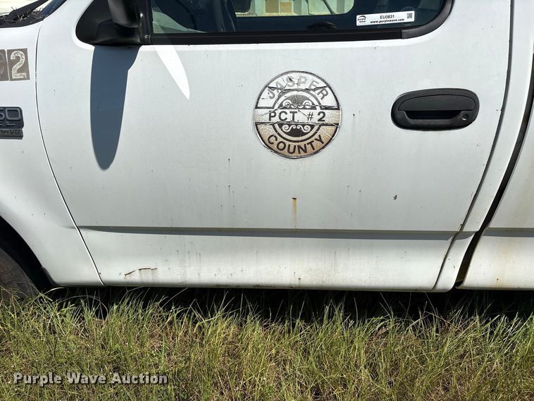 image for item EU0831 2002 Ford F150 pickup truck