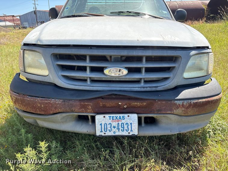 image for item EU0831 2002 Ford F150 pickup truck
