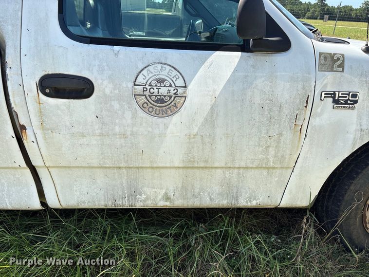 image for item EU0831 2002 Ford F150 pickup truck