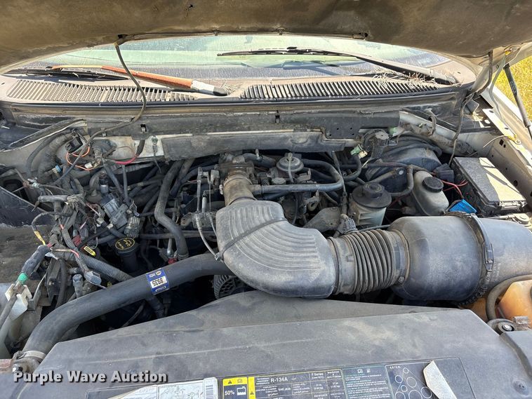 image for item EU0831 2002 Ford F150 pickup truck