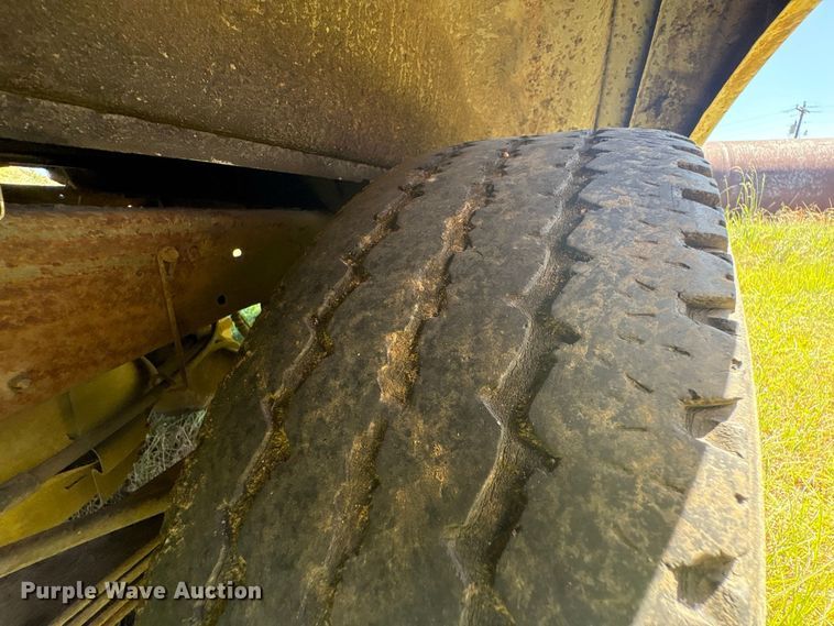image for item EU0831 2002 Ford F150 pickup truck