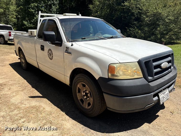 image for item EU0832 2005 Ford F150 Ext. Cab pickup truck