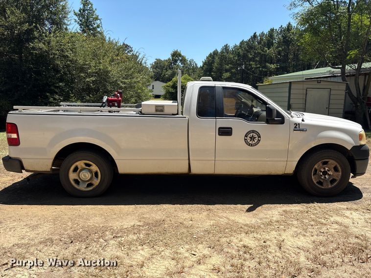 image for item EU0832 2005 Ford F150 Ext. Cab pickup truck