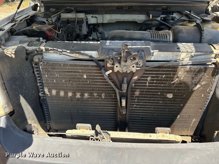 image for item EU0832 2005 Ford F150 Ext. Cab pickup truck