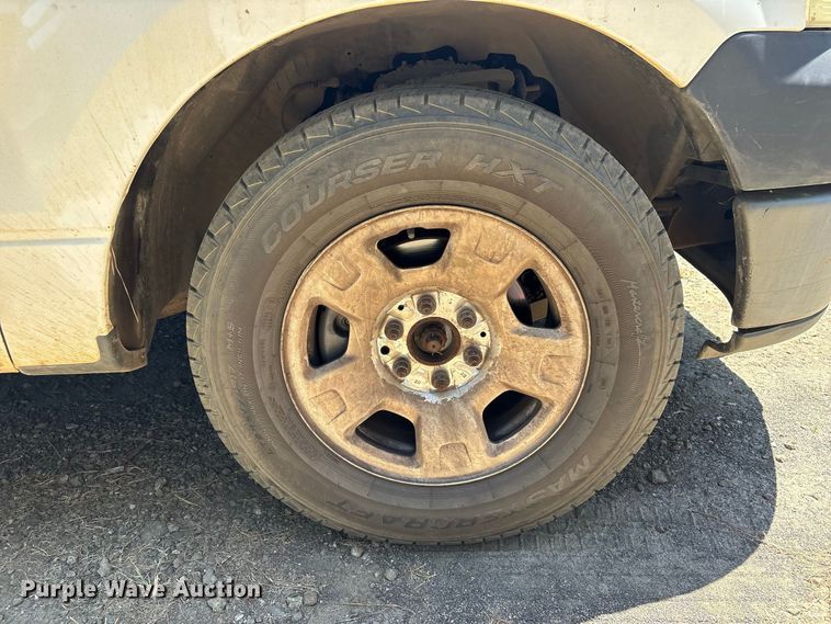 image for item EU0832 2005 Ford F150 Ext. Cab pickup truck