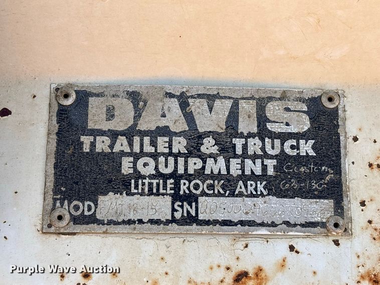 image for item EU0833 2005 Mack CHN dump truck