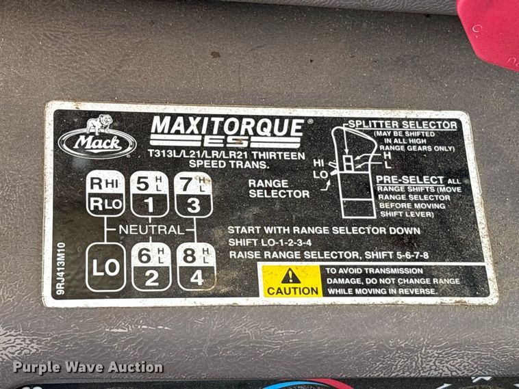image for item EU0833 2005 Mack CHN dump truck