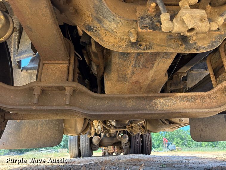 image for item EU0833 2005 Mack CHN dump truck