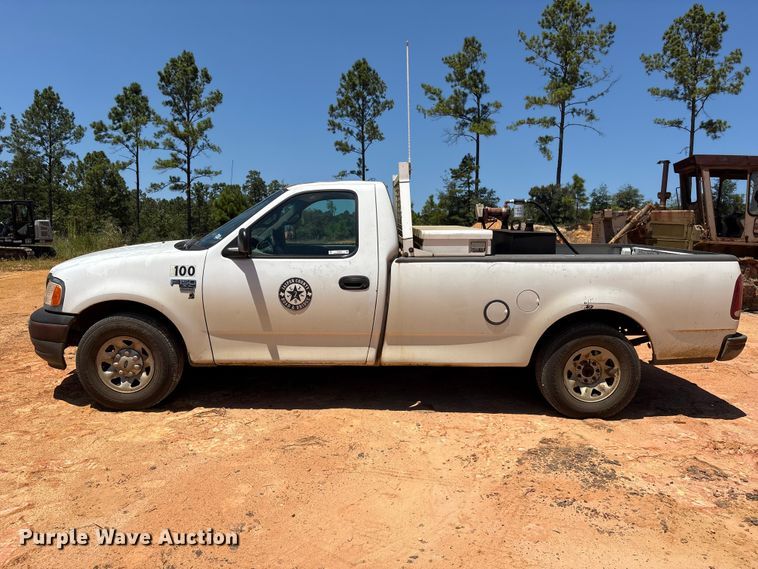 image for item EU0834 2001 Ford F150 pickup truck
