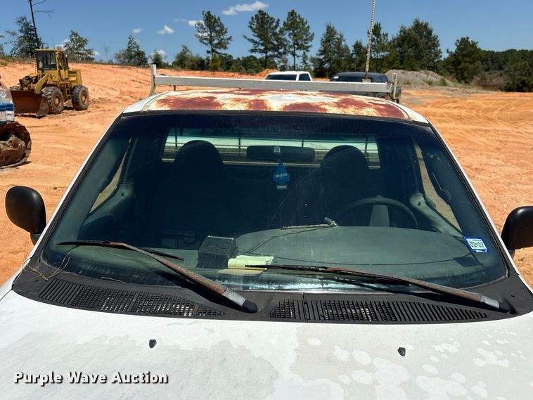 image for item EU0834 2001 Ford F150 pickup truck