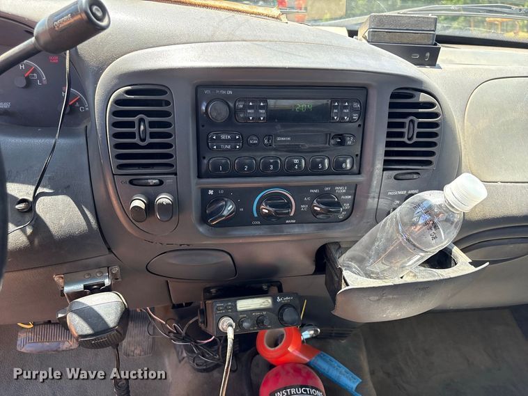 image for item EU0834 2001 Ford F150 pickup truck