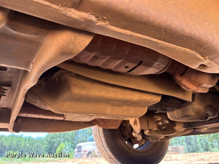 image for item EU0834 2001 Ford F150 pickup truck