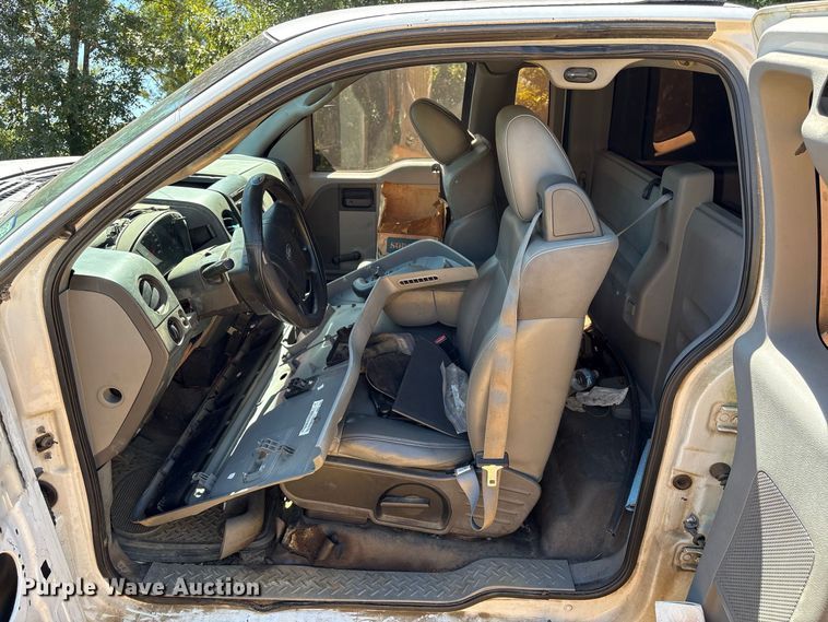 image for item EU0835 2007 Ford F150 Ext. Cab pickup truck