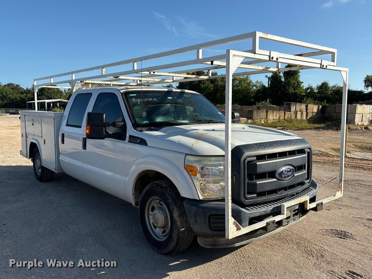image for item EU0836 2014 Ford F250 Super Duty Crew Cab utility bed pickup truck