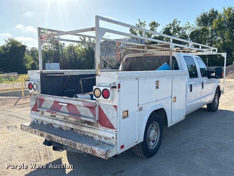 image for item EU0836 2014 Ford F250 Super Duty Crew Cab utility bed pickup truck