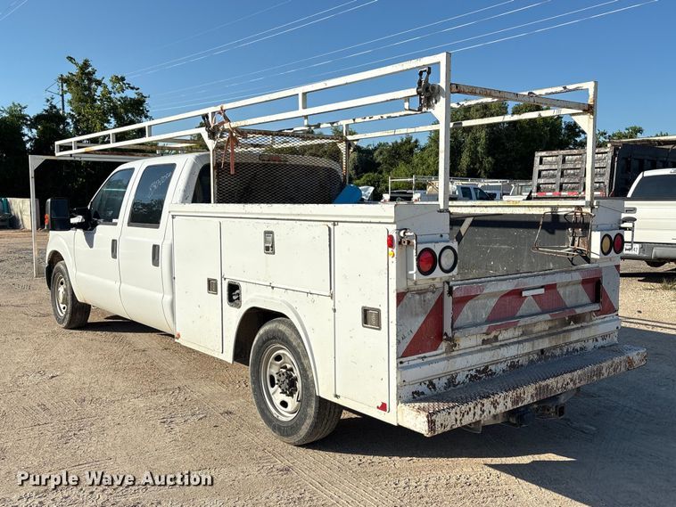 image for item EU0836 2014 Ford F250 Super Duty Crew Cab utility bed pickup truck