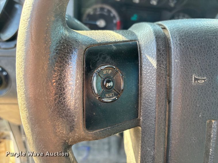 image for item EU0836 2014 Ford F250 Super Duty Crew Cab utility bed pickup truck