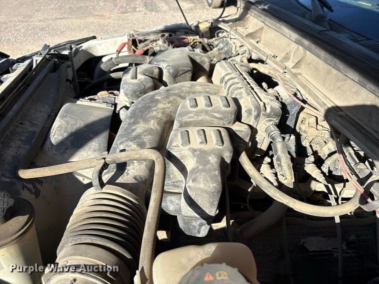 image for item EU0836 2014 Ford F250 Super Duty Crew Cab utility bed pickup truck