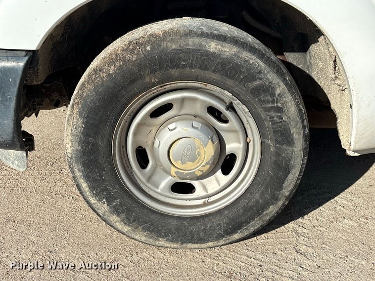 image for item EU0836 2014 Ford F250 Super Duty Crew Cab utility bed pickup truck