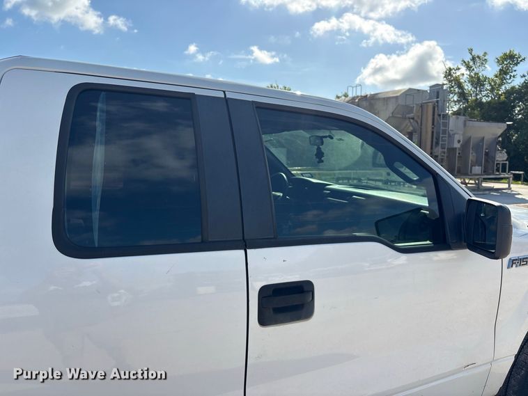 image for item EU0837 2013 Ford F150 Ext. Cab pickup truck
