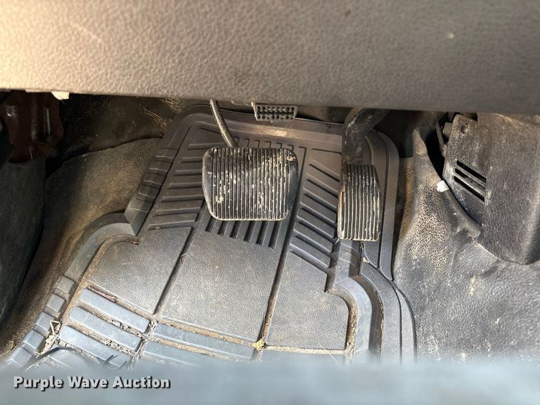 image for item EU0837 2013 Ford F150 Ext. Cab pickup truck