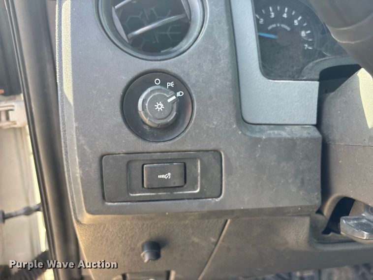 image for item EU0837 2013 Ford F150 Ext. Cab pickup truck