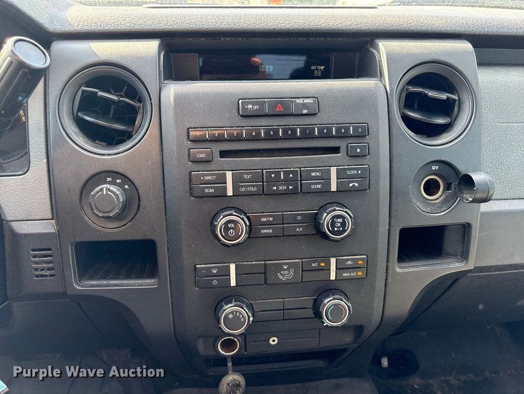 image for item EU0837 2013 Ford F150 Ext. Cab pickup truck