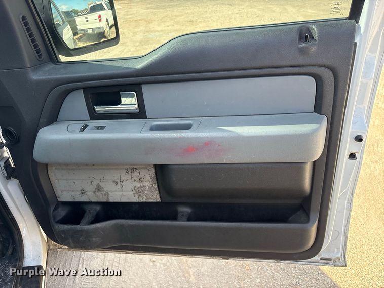image for item EU0837 2013 Ford F150 Ext. Cab pickup truck