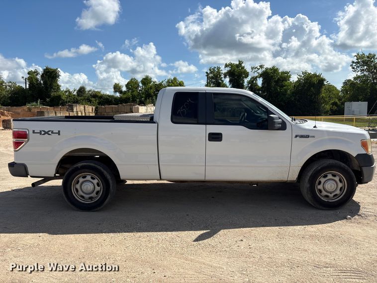 image for item EU0840 2013 Ford F150 Ext. Cab pickup truck