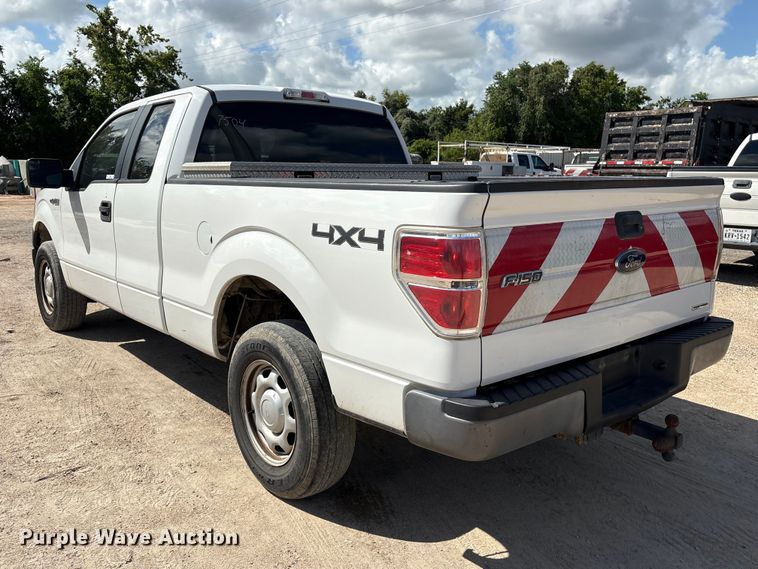 image for item EU0840 2013 Ford F150 Ext. Cab pickup truck