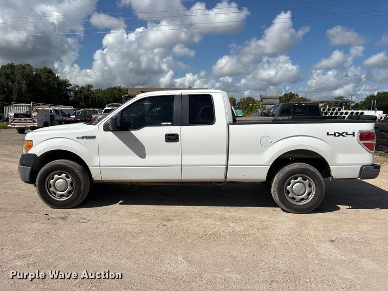 image for item EU0840 2013 Ford F150 Ext. Cab pickup truck