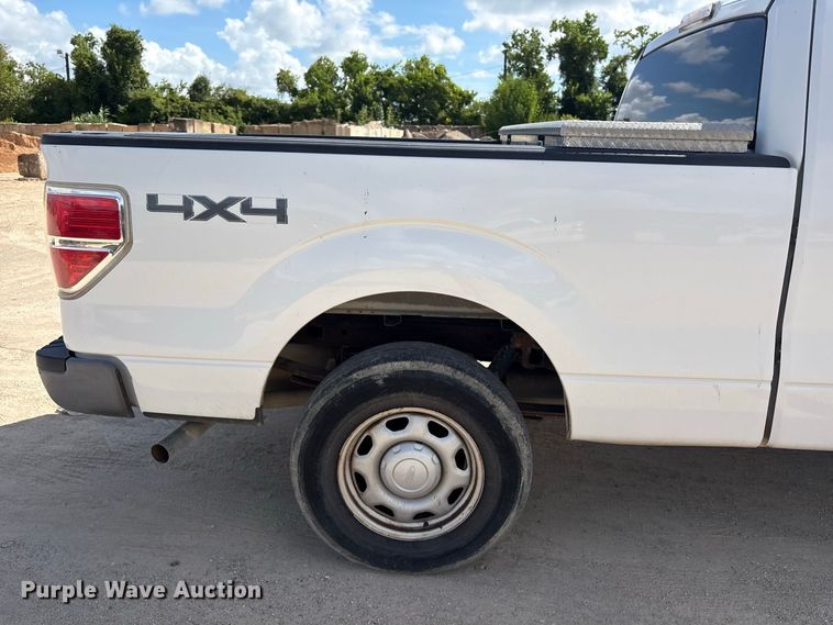 image for item EU0840 2013 Ford F150 Ext. Cab pickup truck