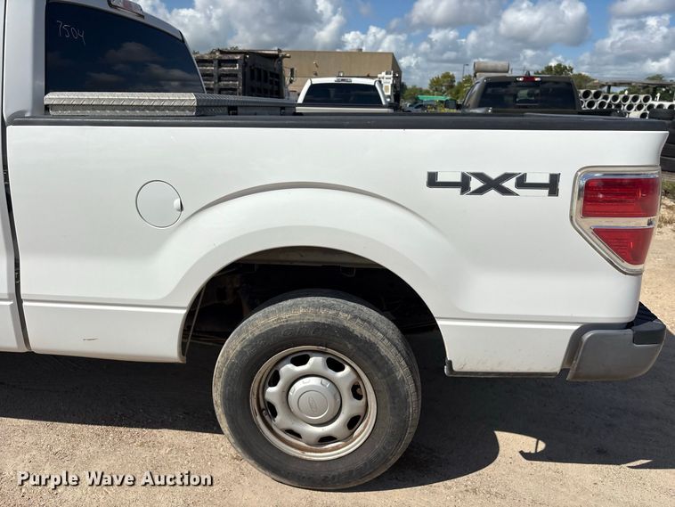 image for item EU0840 2013 Ford F150 Ext. Cab pickup truck