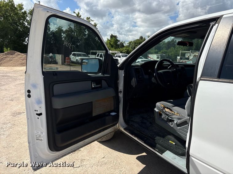 image for item EU0840 2013 Ford F150 Ext. Cab pickup truck