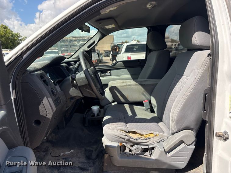 image for item EU0840 2013 Ford F150 Ext. Cab pickup truck