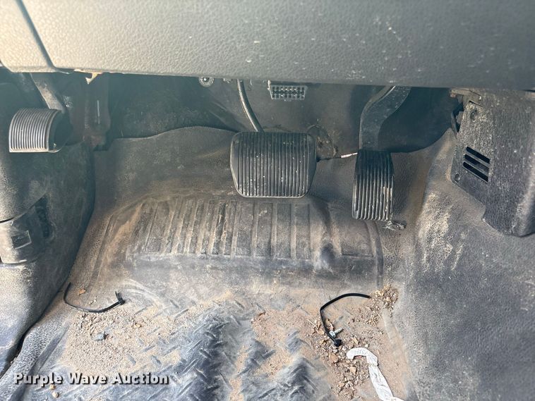 image for item EU0840 2013 Ford F150 Ext. Cab pickup truck